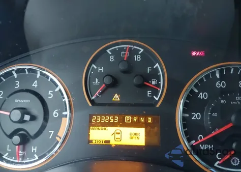 2011 Nissan Armada Sl from USA, damaged, VIN 5N1BA0ND7BN610514